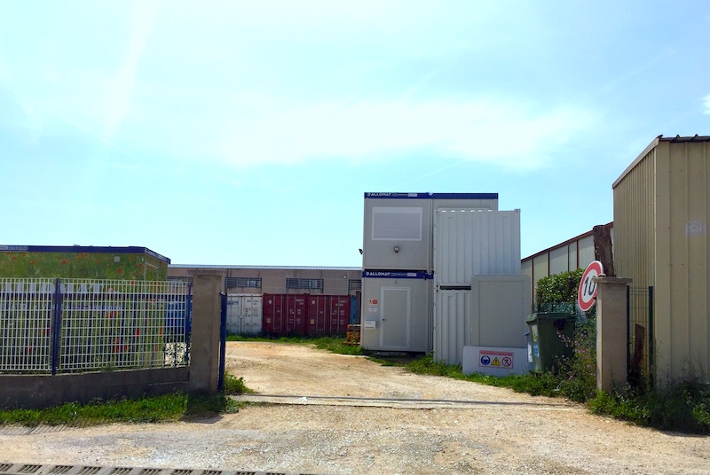 ALLOMAT agence de Toulon de location de bungalow et toilette et conteneur