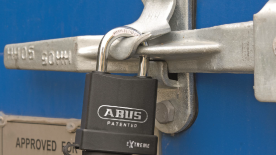 Cadenas de protection pour conteneur