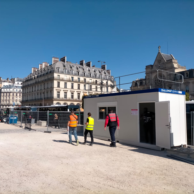 Module Allomat déployé pour un événement Louis Vuitton en plein cœur de Paris