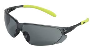 Lunettes de protection teintées noires avec branches vert fluo pour travaux extérieurs