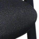 Zoom sur l’assise en tissu d’un siège