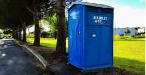 WC autonome de chantier avec entretien hebdomadaire inclus